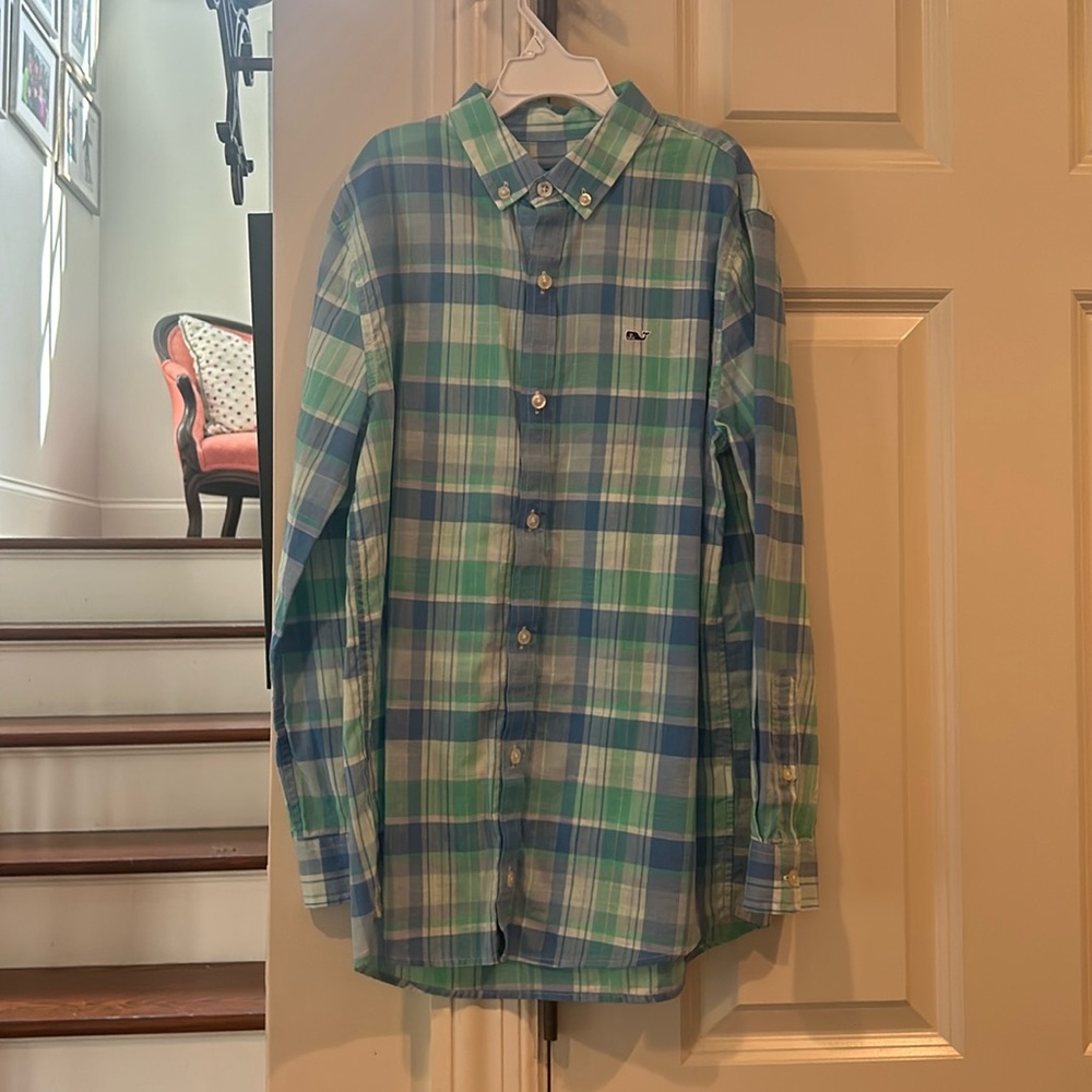 Boys Vineyard Vines button down shirt